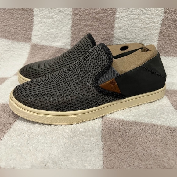 Olukai® Pehuea shoe - Picture 2 of 7